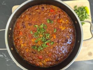 Slow-cooked chilli con carne