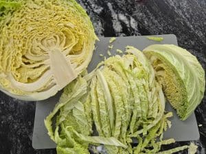 Savoy cabbage sliced